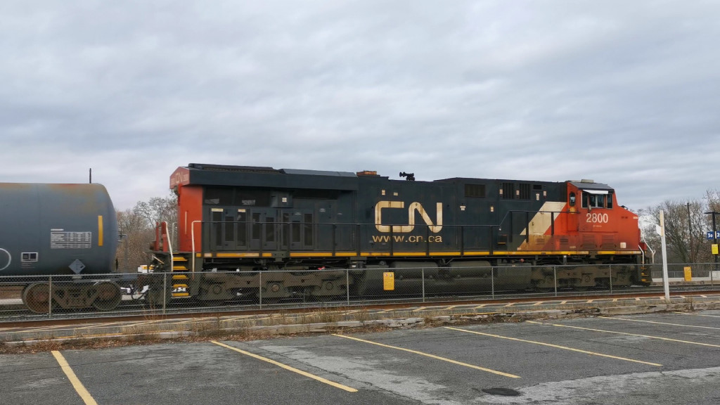 CN 2800